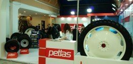 Petlas Ahşap Fuar Stand